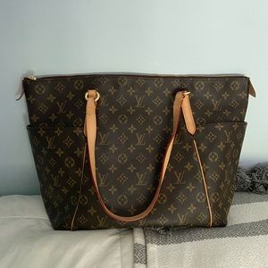 Louis Vuitton Bag